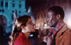 Una scena di Pummarò, film del 1990 sull'immigrazione in Italia
